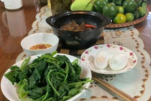 Người xứ Quảng có món rau lang kho mắm cái đặc biệt