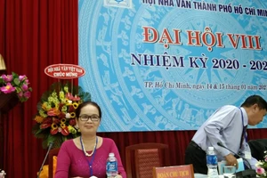 Nữ tân Chủ tịch Hội Nhà văn TP.HCM là ai?