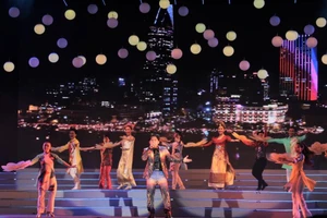 Đan Trường, Cẩm Ly và nhiều nghệ sĩ hội tụ trong đêm nhạc 30-4