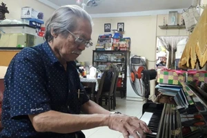 Hà Kiều Anh, Hiền Thục, NSND Tạ Minh Tâm tiếc thương Nhà giáo, NSƯT Quốc Trụ