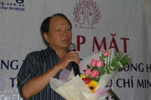 Nhà thơ Trần Hữu Lục qua đời