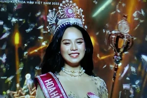 Huỳnh Thị Thanh Thủy đăng quang Hoa hậu Việt Nam 2022 