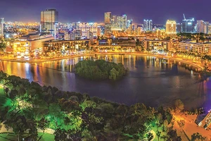 Triển lãm ảnh ‘Phú Mỹ Hưng - Hành trình khát vọng’