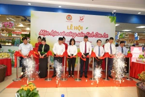 Co.opmart khai mạc lễ hội mận hậu và nông sản tỉnh Sơn La