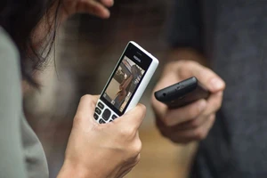 Tắt sóng 2G, cơ hội nào cho người dùng điện thoại ‘cục gạch’?