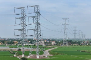 Đóng điện nhiều dự án thành phần thuộc đường dây 500kV mạch 3