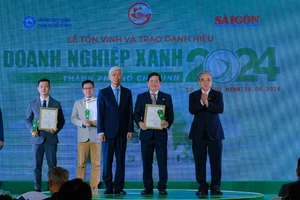 SATRA tiếp tục nhận danh hiệu ‘Doanh nghiệp xanh TP.HCM năm 2024’