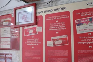 Cô gái Bình Dương mát tay bán tấm vé Vietlott trúng Jackpot hơn 100 tỷ đồng