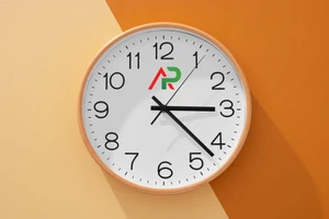 In logo đồng hồ treo tường chất lượng, giá tốt tại AloPrint