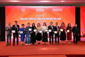 CaraWorld, KN Cam Ranh lập "hat-trick" giải thưởng thương hiệu bất động sản dẫn đầu năm 2024-2025