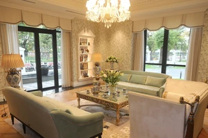 Chinoiserie Furniture & Decor: mang phong cách Chinoiserie vào ngôi nhà Việt hiện đại