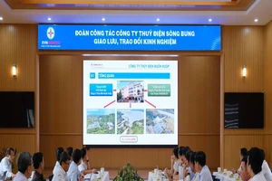 Giao lưu, chia sẻ kinh nghiệm quản lý vận hành giữa Thủy điện Buôn Kuốp và Thủy điện Sông Bung