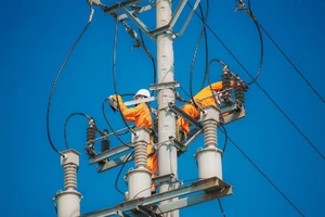 Chủ động nguồn và vận hành, Điện lực miền Bắc đảm bảo cung cấp điện liên tục trong tháng 4