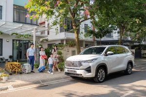 Lý do Innova Cross HEV dẫn đầu doanh số xe hybrid