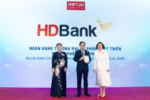 HDBank ghi dấu ấn mạnh với 3 giải thưởng lớn trong nước và quốc tế