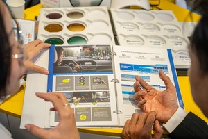 Vì sao nên mua tròng kính chống ánh sáng xanh tại Hải Triều?