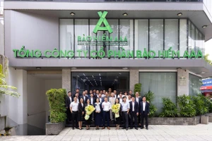 Bảo hiểm AAA khẳng định chất lượng và an toàn thông tin qua chứng nhận ISO 9001:2015 & ISO/IEC 27001:2022