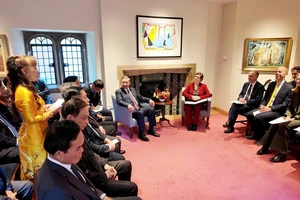 Tiến sĩ Nguyễn Thị Phương Thảo cam kết tiếp tục mở rộng hợp tác cùng Đại học Oxford