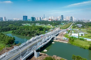 Đường Liên Phường xuyên tâm đô thị ‘tỷ đô’ chuẩn bị thông xe, gỡ nút thắt ùn tắc cho nút giao lớn nhất TP.HCM