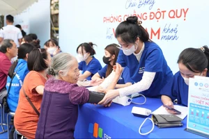 Đột quỵ ngày càng trẻ hoá: Chuyên gia chia sẻ giải pháp nhận diện các ‘tín hiệu sức khỏe’