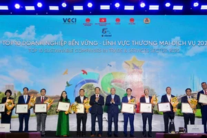 AEON Việt Nam 3 năm liền vào Top 3 doanh nghiệp bền vững ngành thương mại, dịch vụ