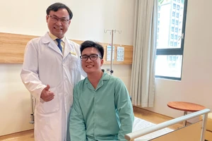 Từ Singapore về Vinmec Việt Nam chữa trị, hết cơn đau kéo dài suốt 7 năm