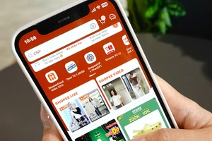 Mùa cao điểm mua sắm Tết, người tiêu dùng cần lưu ý gì khi mua hàng online?