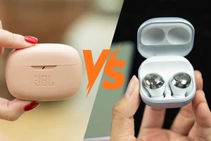 Cuộc so kè bất phân thắng bại: Tai nghe JBL vs Tai nghe Samsung