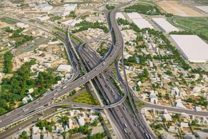 Khu Tây Bắc TP.HCM phát triển mạnh nhờ lực đẩy từ 3 siêu dự án hạ tầng tỷ đô