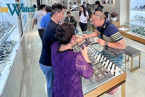 Địa chỉ bán đồng hồ Hublot chính hãng, giá tốt tại TP.HCM