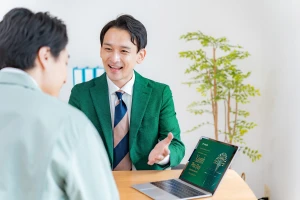 Vì sao nhiều gia đình trên thế giới dành hơn 20% tài sản cho bảo hiểm và hưu trí?