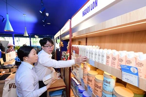 Vinamilk đón thế hệ '7x' tham quan nhà máy và lời hứa chăm sóc sức khỏe bằng dinh dưỡng chất lượng