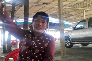 Ngư dân Huế xin ngưng đóng tàu vỏ thép vì sợ