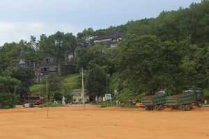 Đã làm rất kỹ và đủ thủ tục về bãi xe lăng Khải Định