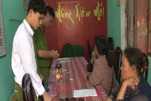 Cỏ Mỹ bán ở tiệm bắp rang