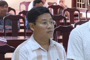 Điều chuyển công tác bí thư phường tham gia đánh bạc