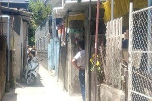 Đi đám tang, bị con bạn cứa cổ tử vong