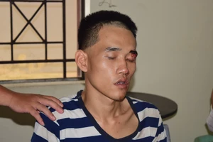 Khởi tố thanh niên giết người tại đám tang cha ruột