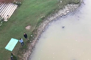 Thi thể 1 nữ sinh THCS trên sông Hiếu