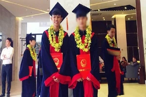 Truy tặng huy hiệu 'Tuổi trẻ dũng cảm' cho người cứu 2 nữ sinh