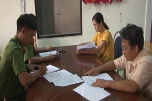 Khởi tố 9 bị can mua bán hóa đơn trái phép tại Huế