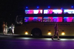 Xe khách vượt ẩu trong hầm Hải Vân bị xử phạt