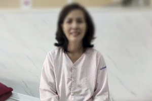 Ca ghép thận tự thân đầu tiên ở miền Trung