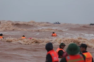 1 người trên tàu Vietship 01 tử vong