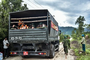 Quân đội tiếp tục được tăng cường vào Rào Trăng 3