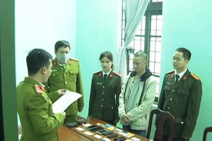 Công an triệt phá đường dây lừa đảo qua mạng rất 'khủng'