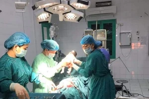 Quảng Trị: Một bé gái sinh con khi mới 11 tuổi?