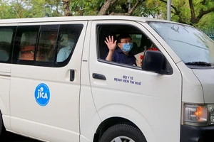 40 y bác sĩ BV Trung ương Huế vào TP. HCM chống dịch