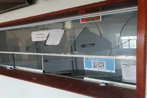 1 nhóm người đập phá bệnh viện dã chiến ở Thừa Thiên - Huế