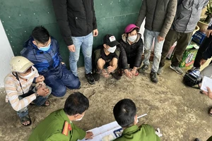 3 thanh niên vận chuyển gần 2.000 viên ma túy tổng hợp